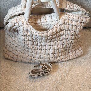 Quilted Cream Women’s Tote Bag - Lightweight Stylish Carryall